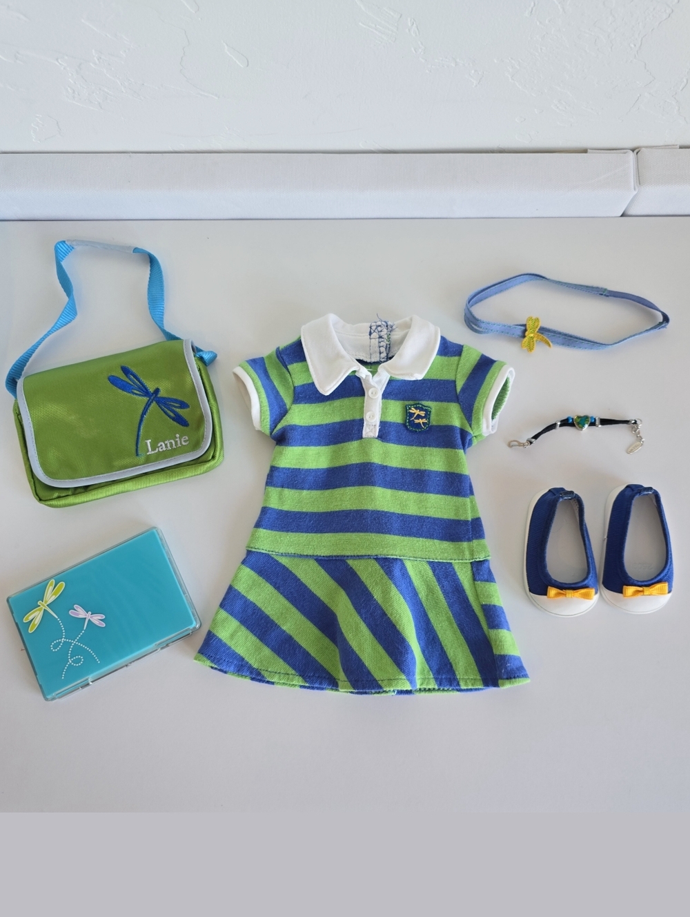 American Girl Doll GOTY 2010 Lanie Meet Outfit and Partial Meet Accessories